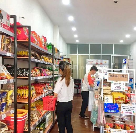 TUYỂN GẤP 5 BẠN LÀM THỜI VỤ VÀ CHÍNH THỨC