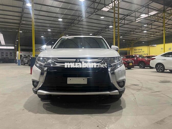 Mitsubishi Outlander 2.4 2 cầu stđ cao cấp giá 5xx