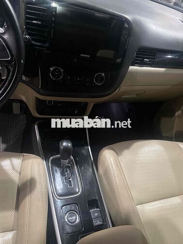 Mitsubishi Outlander 2.4 2 cầu stđ cao cấp giá 5xx