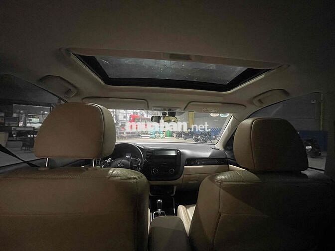 Mitsubishi Outlander 2.4 2 cầu stđ cao cấp giá 5xx