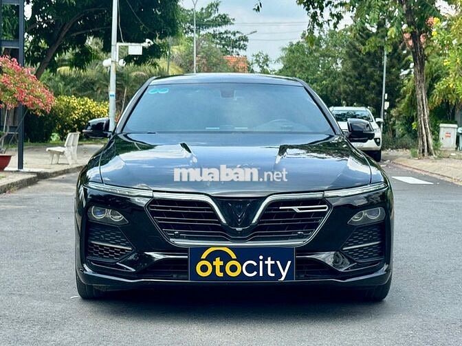 Vinfast Lux A Plus 2021 - Màu đen - 6v7km
