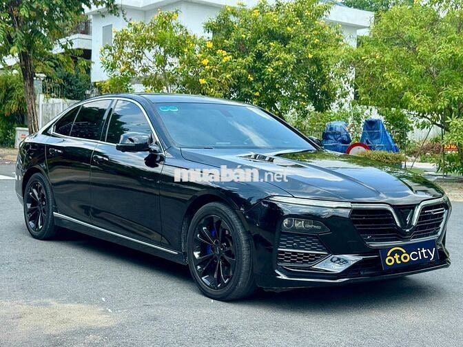Vinfast Lux A Plus 2021 - Màu đen - 6v7km