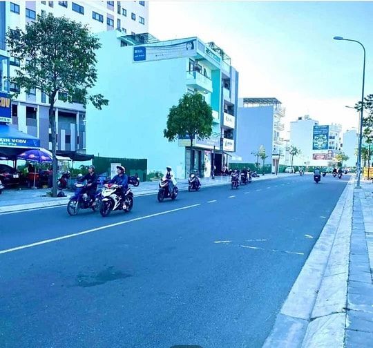 Đất bán-Duy nhất 1lô-đường 10m-dt 4x17m - 2/4-Vĩnh hoà-Nha Trang 2ty45
