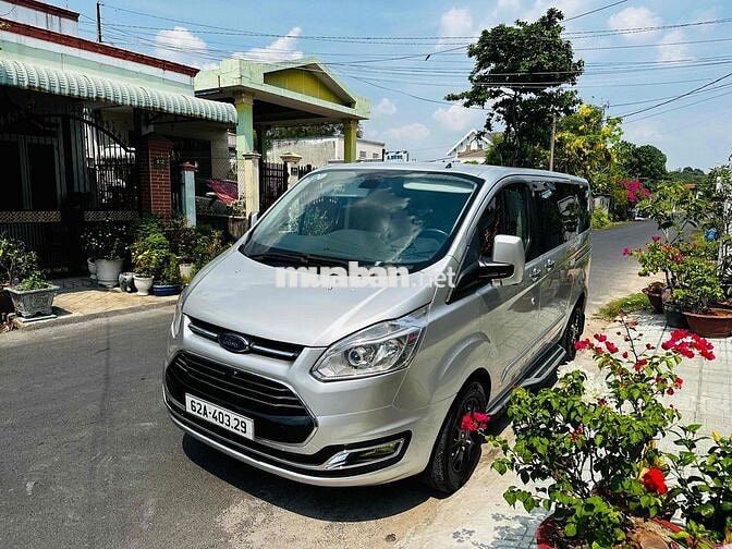 Ford Tourneo 2019 Titanium 2.0- ngay chủ sử dụng