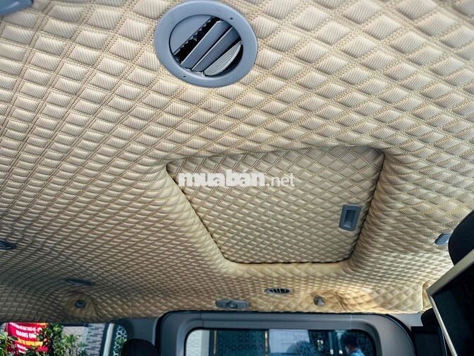 Ford Tourneo 2019 Titanium 2.0- ngay chủ sử dụng