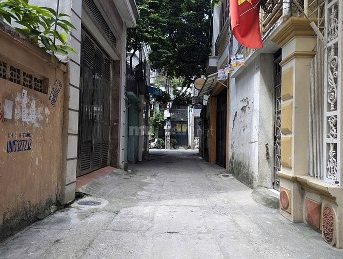 Nhà đẹp ở ngay phố Hòa Bình 3 Hai Bà Trưng 25m giá 5,6 tỷ