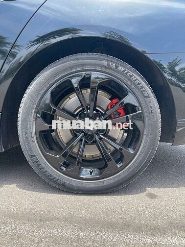 VinFast Lux A2.0 2021 chạy có hơn 2 vạn km MỚI LẮM