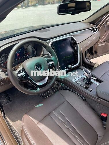 VinFast Lux A2.0 2021 chạy có hơn 2 vạn km MỚI LẮM