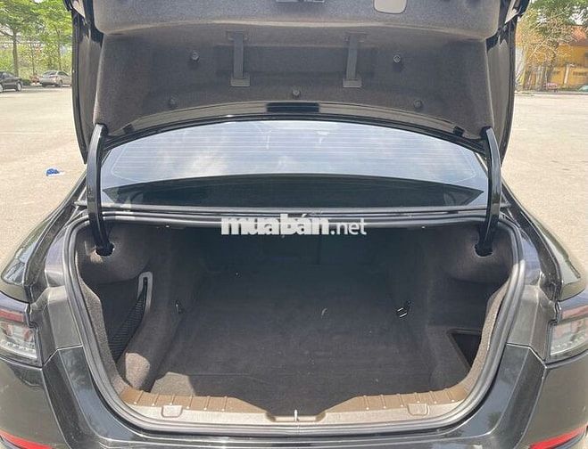 VinFast Lux A2.0 2021 chạy có hơn 2 vạn km MỚI LẮM