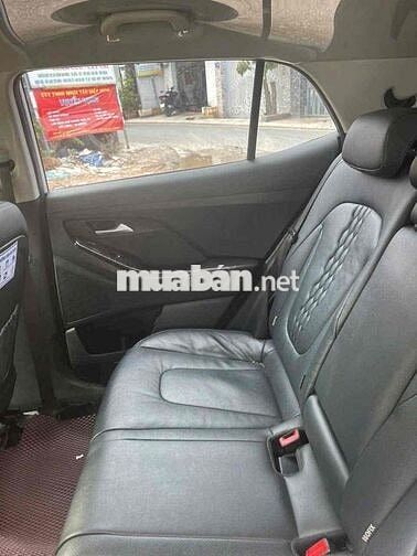 Hyundai Creta 1.5 Cao cấp 2022 xe Nhập - 60000 km
