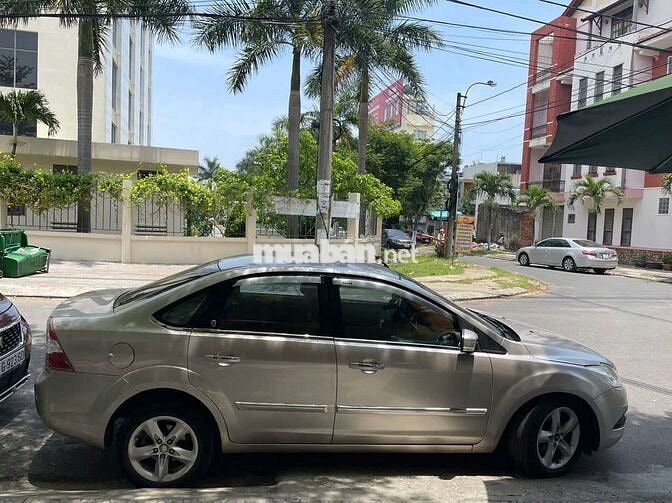 Ford Focus 2010 2.0 AT xe đẹp không lỗi