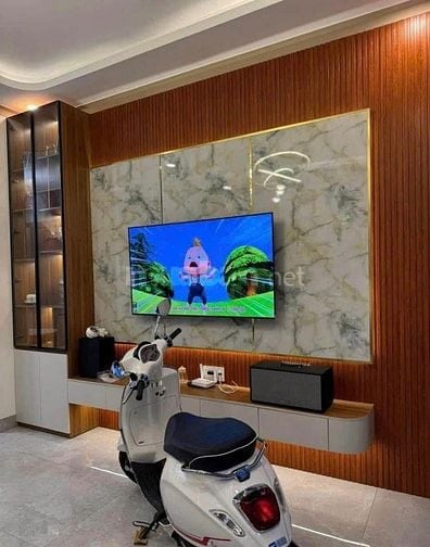 Giá siêu tốt! Nhà đẹp DT 60m2 Hoàng Hoa Thám – Hẻm xe hơi, gần sân bay