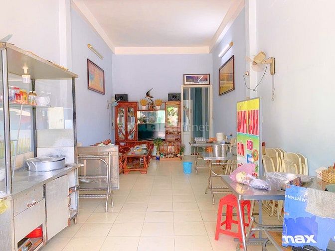 Bán nhà mặt phố tại Đường Phan Chu Trinh, Quyết Thắng, KonTum, 5,4 tỷ,