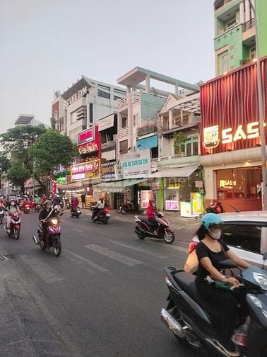 Bán căn nhà MT hoàng hoa thám, p13, tb ngay nhà ga t3 dt 5,4x21m 2 lâu