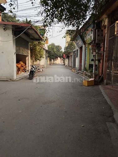 Bán đất Kim Chung- Đông Anh, 62 triệu / m2, 93 m2, hướng Tây Bắc, mặt 