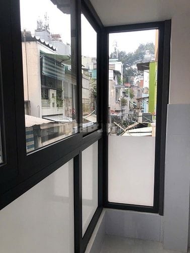 Bán nhà đường Hồ Thị Kỷ, Phường 1, Quận 10, khu chợ đêm, DT 4x5,5m, 