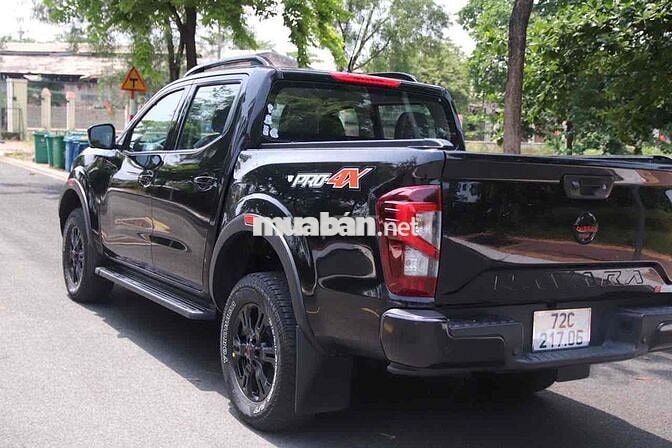 Bán tải 2 cầu số tự động NISSAN NAVARA PRO4X 2022