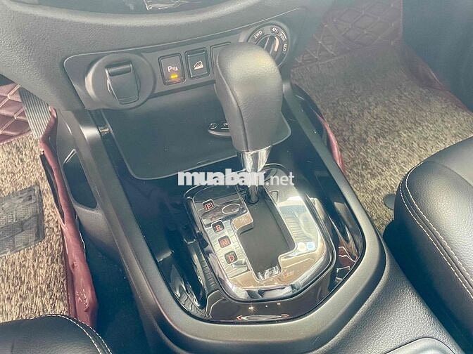 Bán tải 2 cầu số tự động NISSAN NAVARA PRO4X 2022