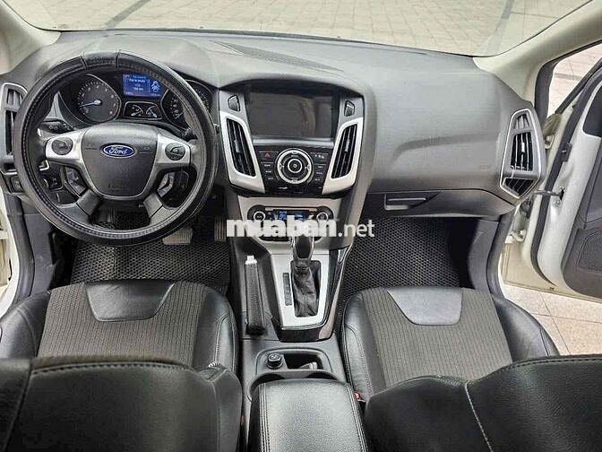Ford Focus 2014 Sport 2.0 AT - 120000 km