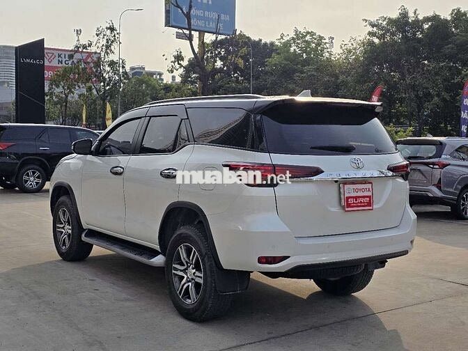 Toyota Fortuner 2022 2.4 4x2 AT - Dầu Tự Động