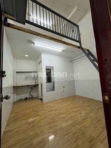 PHÒNG CỰC ĐẸP – THIẾT KẾ NHƯ CĂN HỘ MINI 2 TẦNG – CHỈ 3.9 TRIỆU/THÁNG
