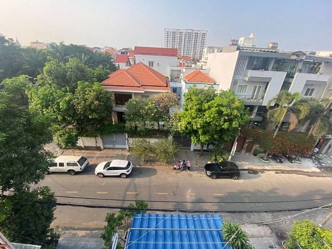 cần bán nhà đường số 3 có hầm  khu tên lữa 6x20m 4.5 tấm giá 16 tỷ