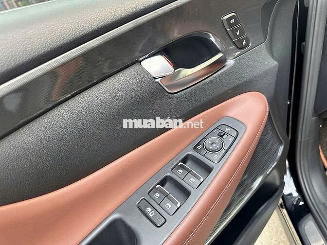 Siêu Chất Satafe Full xăng ,7 chỗ,Màu Đen ,12/2021