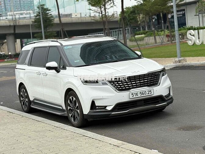 Kia Carnival 2022 Signature 3.5G - 14000 km