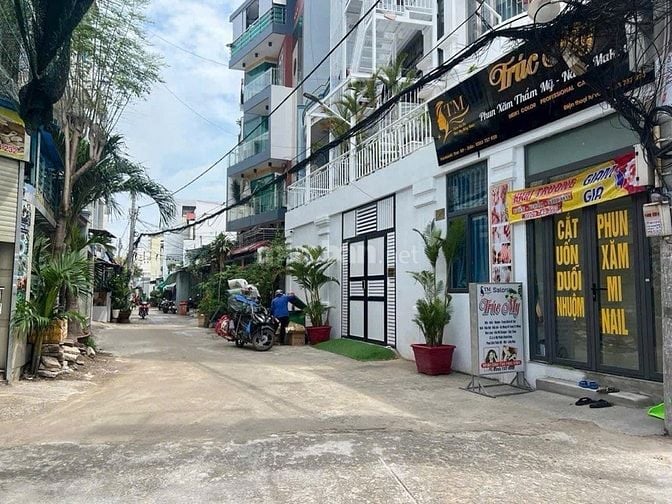 Bán nhà 5 tầng mặt tiền kinh kinhh ngay bốn Xã- Vị trí vàng, sinh lời