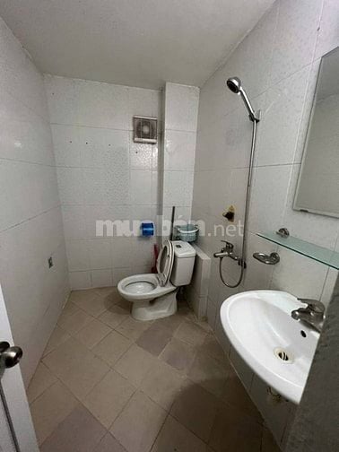Bán gấp nhà Phố Cầu Giấy, 40m2, 5 tầng dân xây kiên cố, ô tô đỗ cửa, g