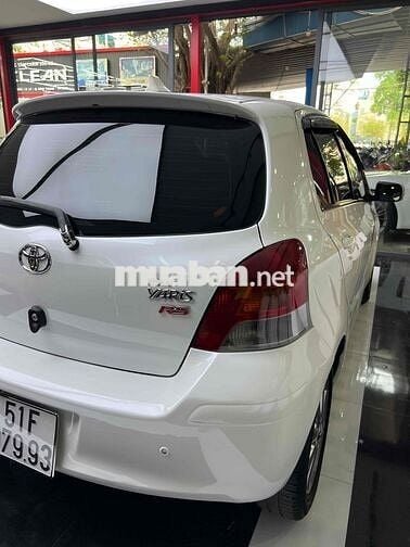 Toyota Yaris 2009 1.3 AT - 130000 km