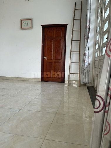 Cần Cho Thuê Biệt Thự 7 phòng làm cty, chỗ ở + 2 kho xưởng lớn để hàng