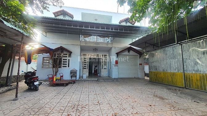 Cần Cho Thuê Biệt Thự 7 phòng làm cty, chỗ ở + 2 kho xưởng lớn để hàng