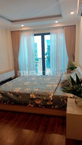 Bán nhà phố Nguyễn Văn Huyên ,Cầu Giấy 45 m2 x 7 t ngõ 5 m giá 19,5 tỷ