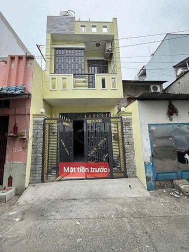 Nhà bán gấp 4*14 trệt lầu 2phong 2tolet hẻm 5m thông giá 4ty3 TL 