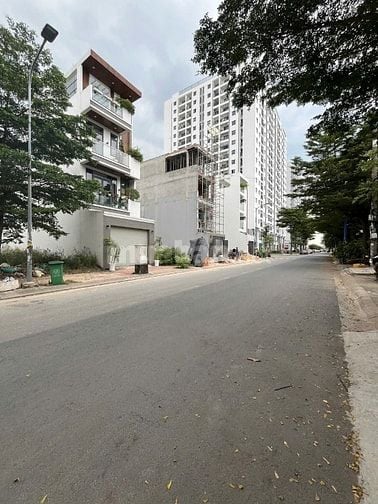SIÊU PHẨM ĐẤT QUẬN 12 GIÁ TỐT 4TỶ8 LÀ SỞ HỮU ĐƯỢC KHU VỰC TRONG TÂM 