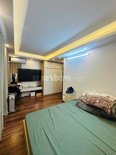 bán nhà phố Trương Định, Hai Bà Trưng 34m, 5 tầng. Giá: 8 tỷ.