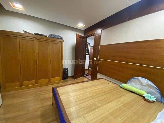 Bán nhà số 51 ngõ 198 Thái Hà