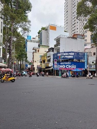 Bán gấp nhà MT Trần Bình Trọng DT 4x22m gần góc ĐCT nguồn thu ổn định