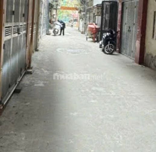 Bán nhà 3 tầng , diện tích sàn 44,6m2, MT 5m, tại phố Lê Trọng Tấn 
