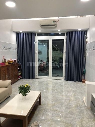 Tầng trệt Chung cư Trần Hưng Đạo P7 Q5 3PN , SHR 105,99m2 hỗ trợ NH
