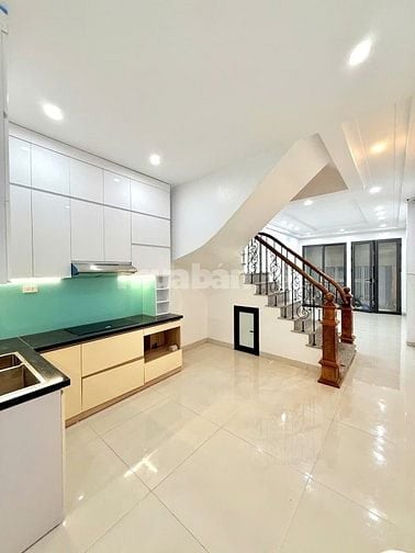 SIÊU PHẨM GIỮA LÒNG CẦU GIẤY – HỒ TÙNG MẬU – NHÀ ĐẸP 5 TẦNG 