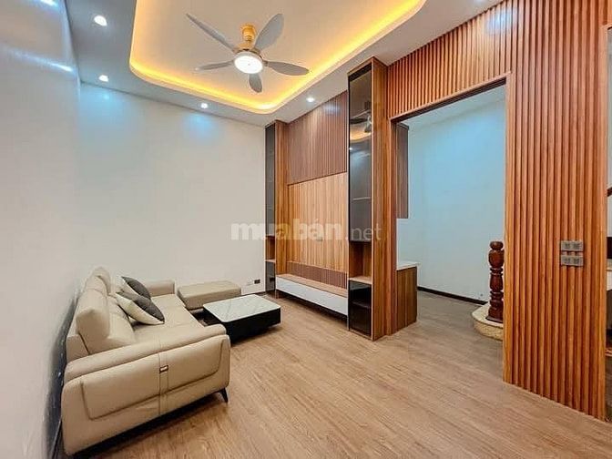 Nhà Đẹp Gần Đường Ô Tô Kim Ngưu, 37/40m, 4 tầng, mt 5,2m, giá 6.85 tỷ
