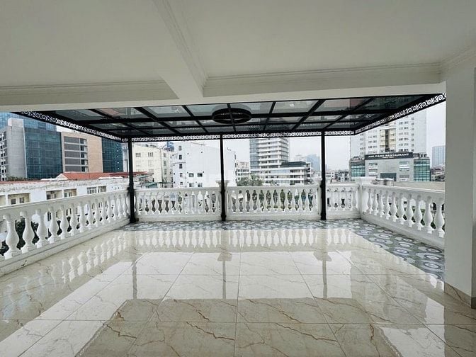 Bán nhà phố Huỳnh Thúc Kháng,Nguyễn Chí Thanh 50m x7 t 23,5 ty