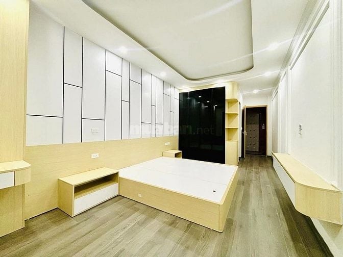 BÁN NHÀ TRUNG TÂM BA ĐÌNH 39M2 THANG MÁY GIÁ9.5TỶ