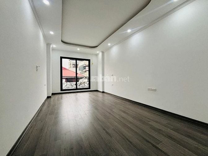 BÁN NHÀ TRUNG TÂM BA ĐÌNH 39M2 THANG MÁY GIÁ9.5TỶ