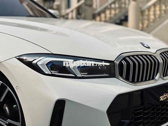 BMW 3 Series 2023 330i M Sport - 16000 km