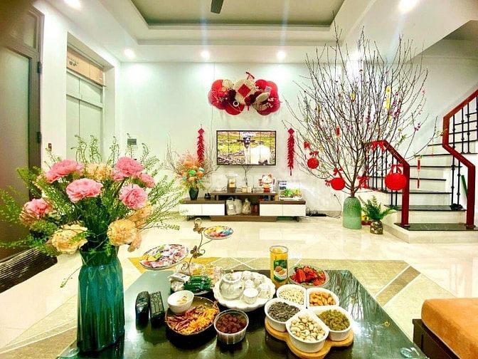 Bán nhà phố Dương Văn Bé, Hai Bà Trưng 43m, 5 tầng. Giá: 8.9 tỷ