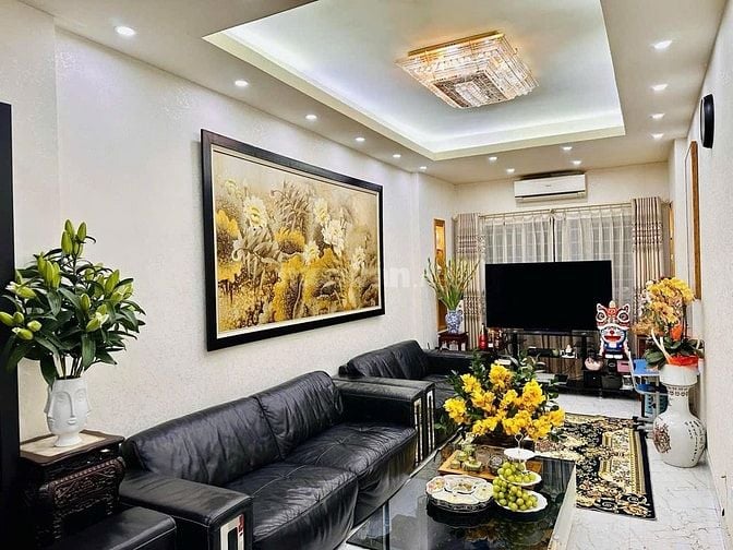 Bán nhà Lê Gia Định, Phố Huế,ngõ oto quay đầu, 5 tầng dân xây.12 tỷ
