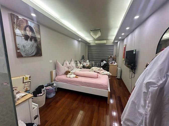 Bán nhà Lê Gia Định, Phố Huế,ngõ oto quay đầu, 5 tầng dân xây.12 tỷ